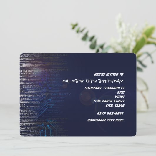 Invitation Cool moderne Anniversaire Tech Typographie Party (Debout devant)