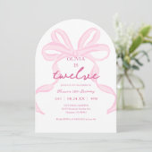 Invitation Coquette Bow rose Filles 12e Anniversaire de la fê (Debout devant)
