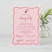 Invitation Coquette She’s the Cherry on Top Bridal Shower (Debout devant)