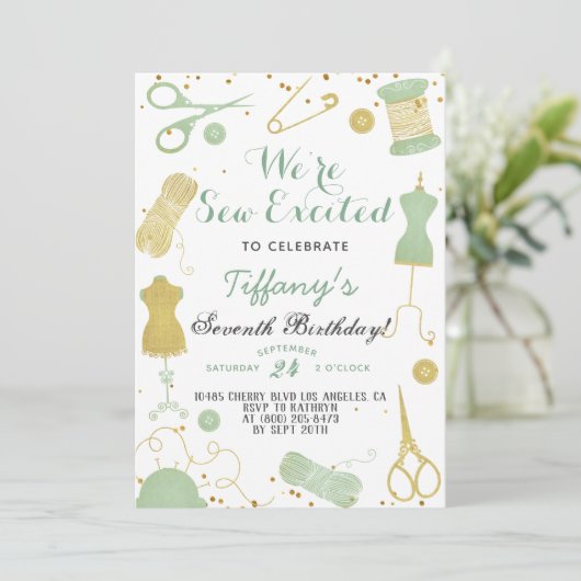 Invitation Coudre Excitée Anniversaire (Debout devant)