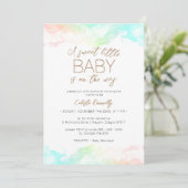 Invitation Couleur arc-en-ciel nuages doux petit Baby shower (Debout devant)