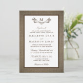 Invitation Country Rustic Monogramme Branche & Mariage Burlap (Debout devant)