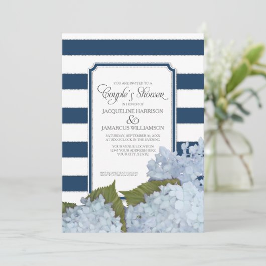 Invitation Couples Douche Marine Blue Hydrangea Script Art Dé (Debout devant)