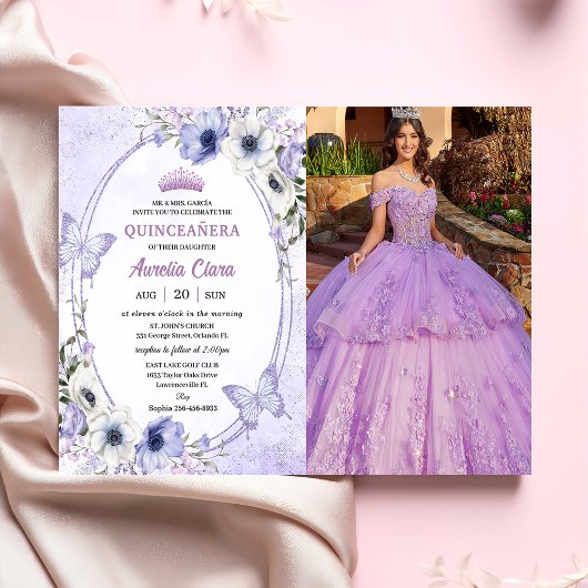 Invitation Couronne de fleurs violettes Quinceañera Papillons
