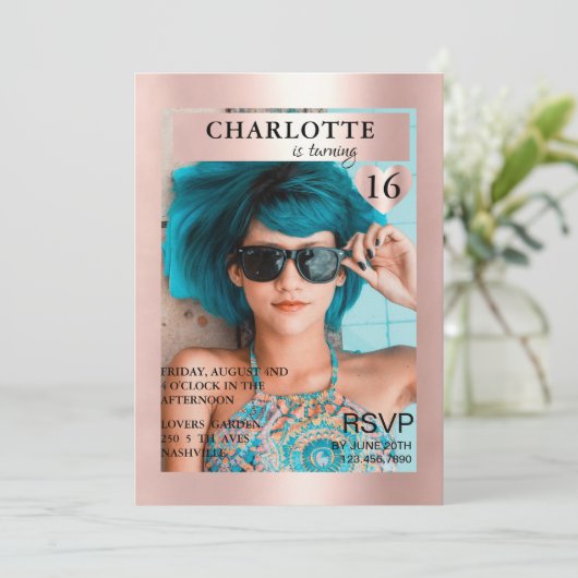 Invitation Couverture de magazine tendance inspirée (Debout devant)