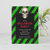 Invitation Crâne gothique à rayure verte pour soirée Hallowee (Debout devant)