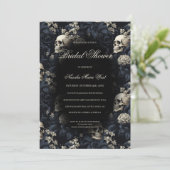 Invitation Crânes florales gothiques Moody Dark Fête des mari (Debout devant)