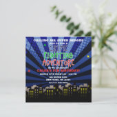 Invitation Crime Fighting Adventure Super Héros fête d'annive (Debout devant)