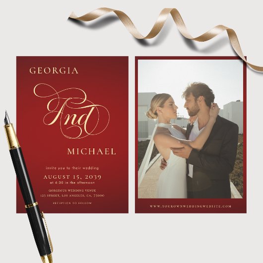 Invitation Crimson Red & Gold Script Mariage photo moderne