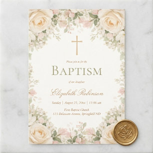 Invitation Croix florale élégante en rose crème pour baptême