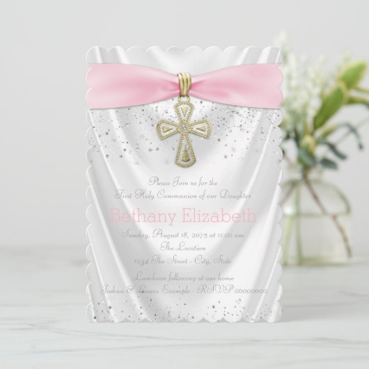 Invitation Croix rose Première communion Satin blanc (Debout devant)