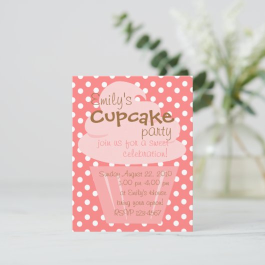 Invitation Cupcake Shaping Up Joliment (Debout devant)