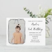 Invitation Cute Bow Simple Photo Noir & Blanc Anniversaire de (Debout devant)