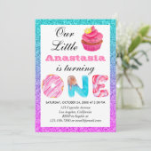 Invitation Cute Cupcake Blue Purple Parties scintillant 1er a (Debout devant)