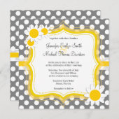 Invitation Cute Daisy sur Pois gris foncé (Devant / Derrière)