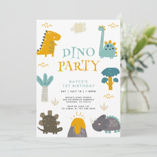 Invitation Cute Dinosaur Premier anniversaire (Debout devant)