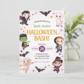 Invitation Cute Halloween Party Invitation, (Debout devant)