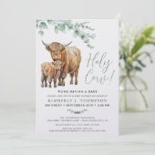 Invitation Cute Highland Cow Moderne Eucalyptus Vert (Debout devant)