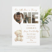 Invitation Cute Little Bear Neutral with Photo 1st Birthday  (Debout devant)