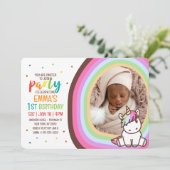 Invitation Cute Modern Rainbow Unicorn Photo Anniversaire de  (Debout devant)