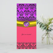 Invitation DAMASK GEMME PIERRE MONOGRAMME violet pourpre (Debout devant)