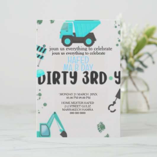 Invitation d'anniversaire 3 ans Thème Construction (Debout devant)