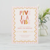Invitation d'anniversaire 5 ans Five Is a Vibe Pas (Debout devant)