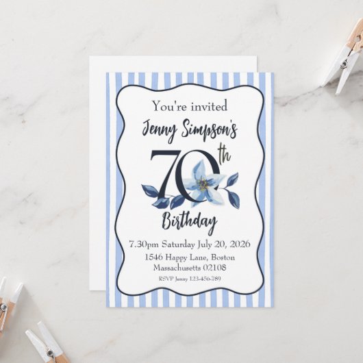 Invitation d'anniversaire 70 ans à rayures bleues (Devant/Arrière en situation)
