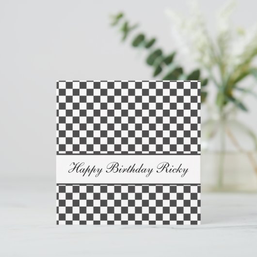 Invitation d'anniversaire À damiers (Debout devant)