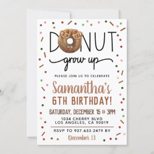 Invitation d'anniversaire à la croissance du beign