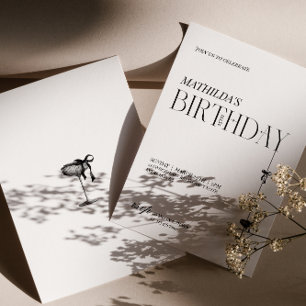 Invitation d'anniversaire à la typographie minimal