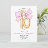 Invitation d'anniversaire à ruban pour 10 ans avec (Debout devant)