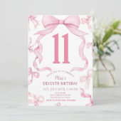Invitation d'anniversaire à ruban rose, Invitation (Debout devant)