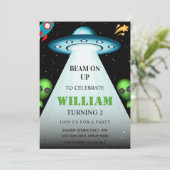 Invitation d'anniversaire Alien moderne (Debout devant)