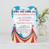 Invitation d'anniversaire au cirque (Debout devant)