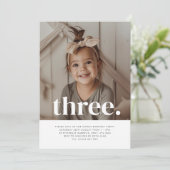 Invitation d'anniversaire avec trois photos (Debout devant)