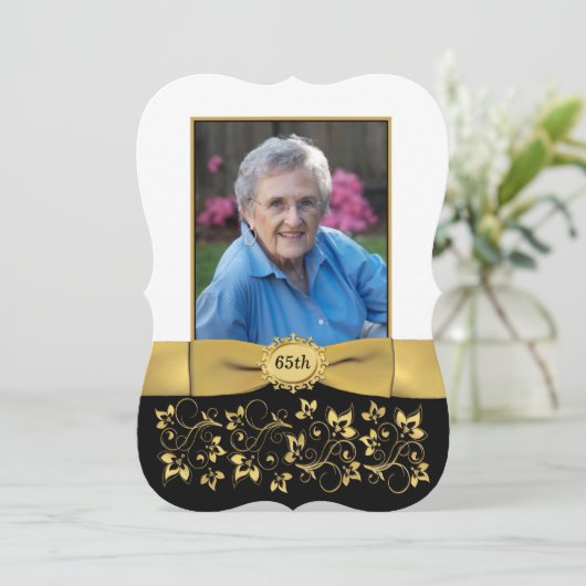 Invitation d'anniversaire Black, White, Gold 65th (Debout devant)