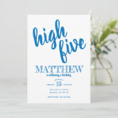Invitation d'anniversaire cinquième High Five Bleu (Debout devant)