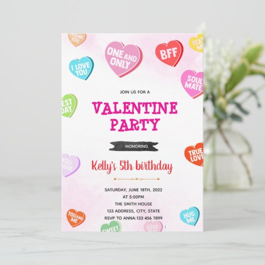 Invitation d'anniversaire Cœurs de conversation (Debout devant)