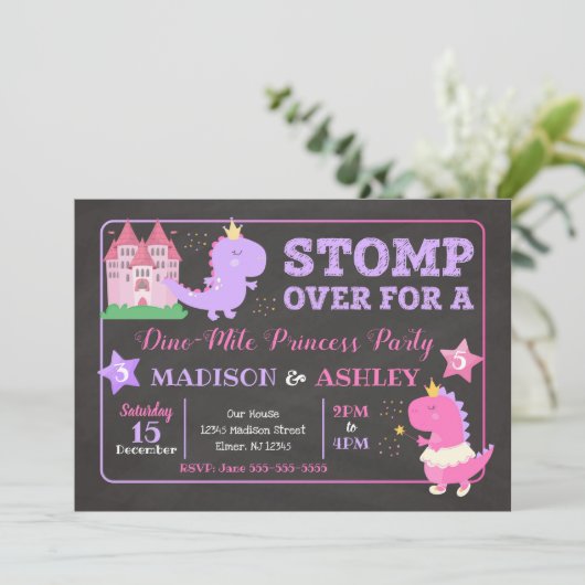 Invitation d'anniversaire conjointe de Dinosaur po (Debout devant)