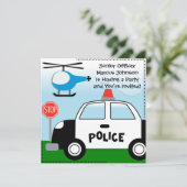 Invitation d'anniversaire Customisée par la police (Debout devant)