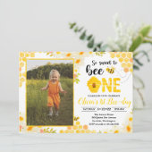 Invitation d'anniversaire d'abeille Invitation d'a (Debout devant)