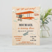 Invitation d'anniversaire d'avion Vers le haut et  (Debout devant)