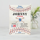 Invitation d'anniversaire de baseball garçon avec (Debout devant)