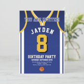 Invitation d'anniversaire de basket-ball (Debout devant)