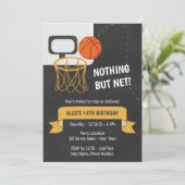 Invitation d'anniversaire de basket-ball (Debout devant)