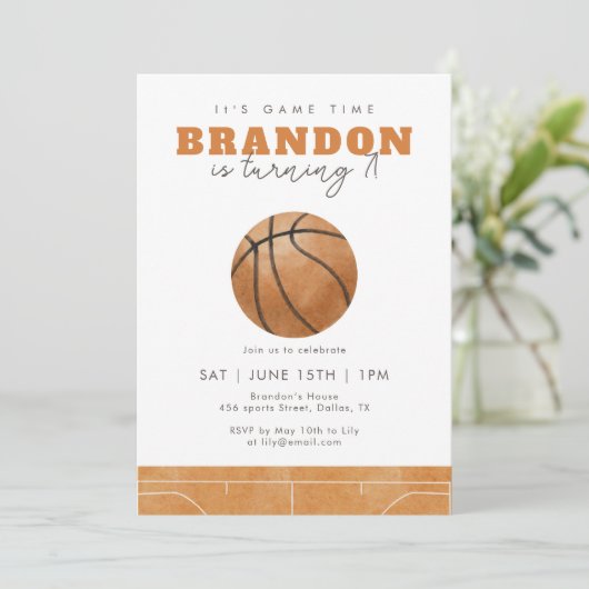 Invitation d'anniversaire de basketball pour les g (Debout devant)