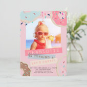 Invitation d'anniversaire de beignet - Mlle This (Debout devant)