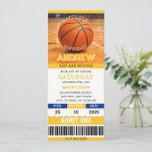 Invitation d'anniversaire de billet de basket-ball (Debout devant)
