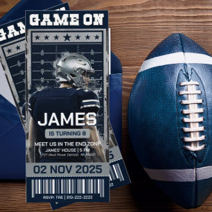 Invitation d'anniversaire de billet de football mo